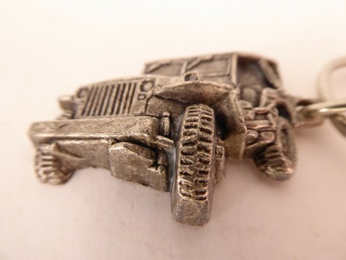 Porte clés key - key, jeep