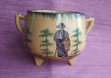 ANCIEN TRIPODE EN FAIENCE DE