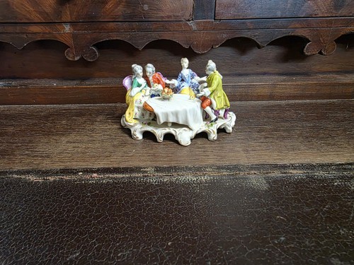 Petit groupe porcelaine - petit, à