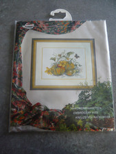 KIT POINT DE CROIX  LANARTE - COURGES , POTIRONS - Dim: 39 X 29 cm -