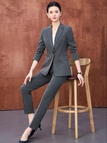Tailleur femme élégant gris - Élégant,