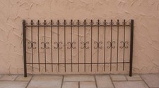 Près de jardin de fer forgé