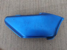 Cache latéral coté droit