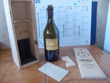 Bouteille vide CHARTREUSE jaune VEP 2018 + livret + coffret bois
