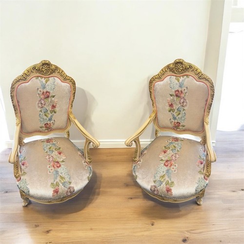 Une paire fauteuils style - une, de