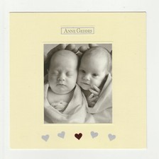 BEBE carte postale n° 24 ANNE GEDDES bébés endormi éveillé