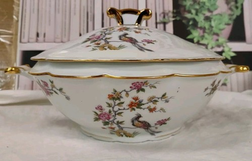 Soupière en porcelaine - en,