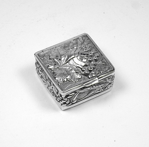 Boîte pilules argent - boîte, à