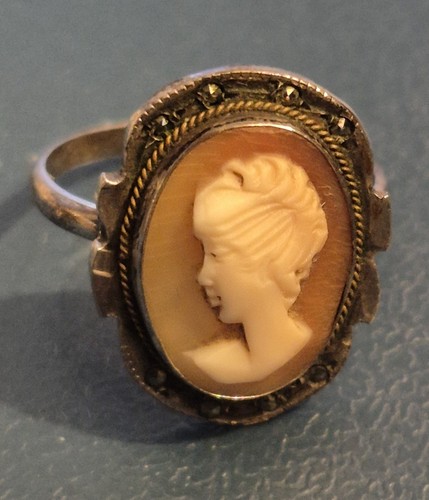 Bague argent avec - , camée