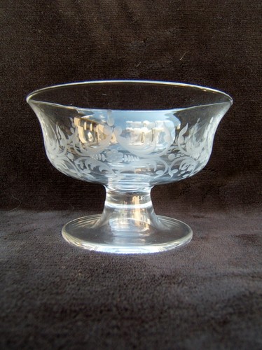 Ancienne coupe confiture en - à,