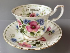 Tasse et Soucoupe a thé Porcelaine Royal Albert Flower of the Month August