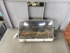 Instrument De Combinaison Compteur Tacho Mazda 121