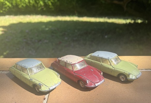 Lot dinky toys - ,