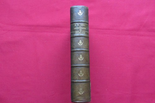 Dictionnaire biographie - dictionnaire,
