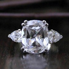 Bague de fiançailles coussin