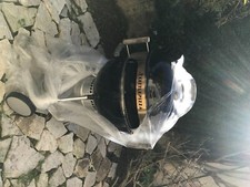 barbecue noir charbon de bois 57cm avec Kit Kettle Pizza y compris pierre pizza