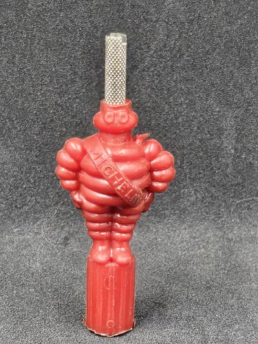 Bibendum michelin rouge - bibendum,