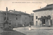 CPA saint-martin-lestra place de la croix (281166)