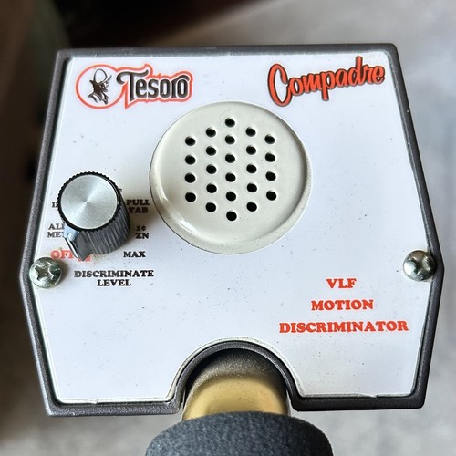 Tesoro compadre metal detector - compadre,