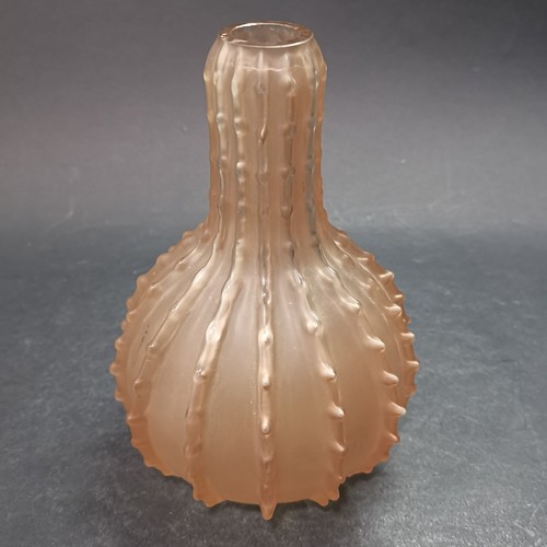 Lalique vase modèle dentelé - vase,