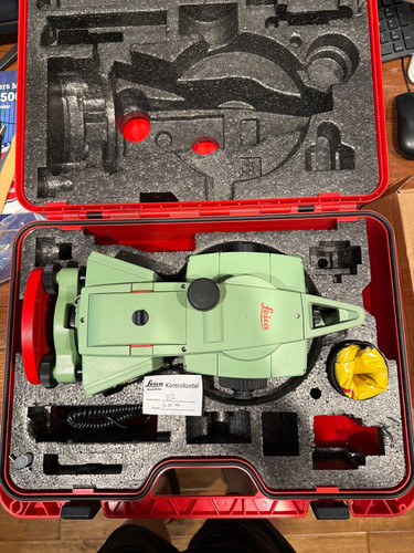 Leica tc703auto total station - tc703auto,