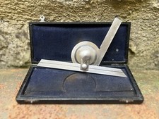 Rapporteur D'angle dans Sa