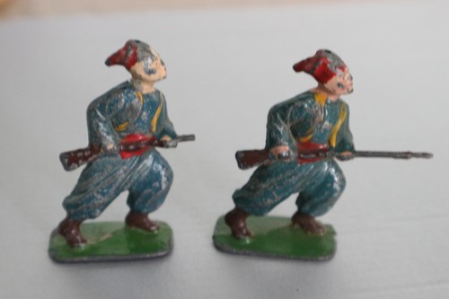 Ancien jouet plomb - ancien, en
