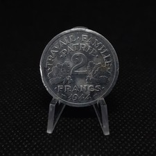 2 francs État français 1944C - Francisque, TB+,  sous pochette