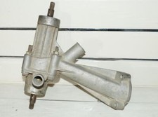 Pompe a eau neuve d'époque