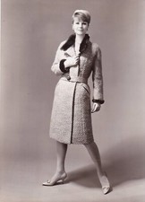 PHOTO , MODE - PHOTO SEEBERGER PARIS ANNEE 1950 - JEUNE FEMME MANTEAU TWEED