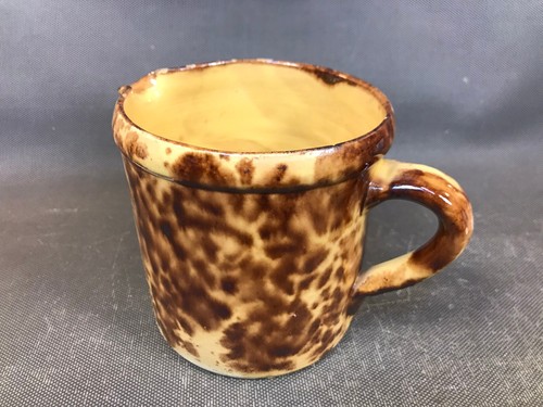 Ancien petit pot eau à - à,
