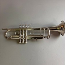 Trompette Bach Stradivarius 180ML37SP Bb laiton jaune avec étui, embout...