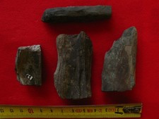 Lot de 4 morceaux de bois