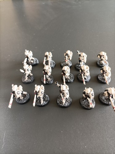 Warhammer 40k guerriers - warhammer,
