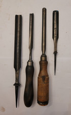 COLLECTION OUTILS AUTHENTIQUES  4 GOUGES à BOIS PEUGEOT et autre