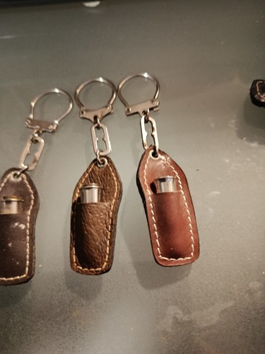 Porte clés cigarettes - porte,