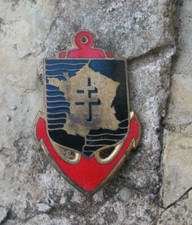 284b INSIGNE FORCES ARMEES