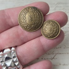 2 BOUTONS Infirmiers