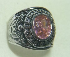 BAGUE HOMME "US NAVY" PL/OR 14 K  et TOPAZE ROSE TAILLE: 63-34