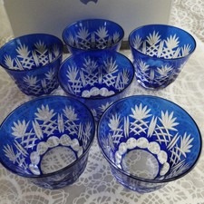 Lot de 6 verres taillés bleu