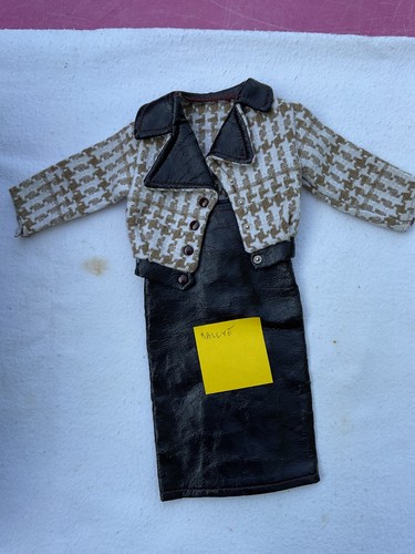Tenue pour dolly gege - tenue,