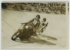 Cyclisme derrière moto au