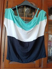 Tee shirt avec bretelle, No