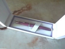 MAGNIFIQUE ET ORIGINAL STYLO