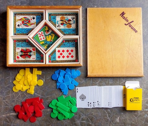 Ancien jeux société nain - de,