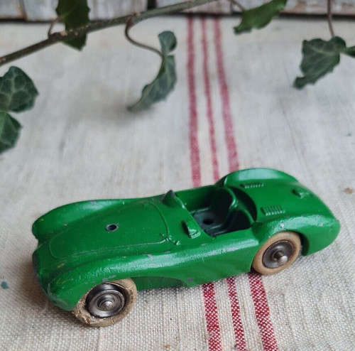 Ancienne voiture miniature - ancienne,