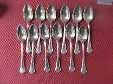 °°"544.22" Service de 12 cuillères a café en métal argenté Christofle Spatours