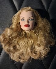 Fashion Royalty Véronique