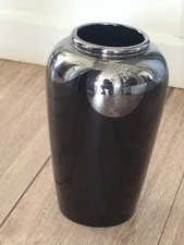 ancien vase noir et argent