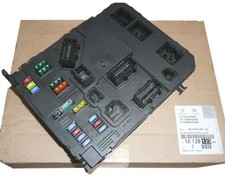 ORIGINAL PSA Boitier Fusibles